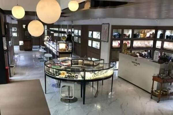 克拉玛依乌尔禾寄卖奢侈品店
